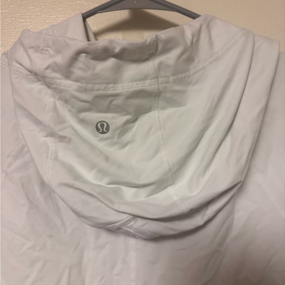 Lululemon Athletica Women’s Ambition Pullover Hoodie - Picture 3 of 5